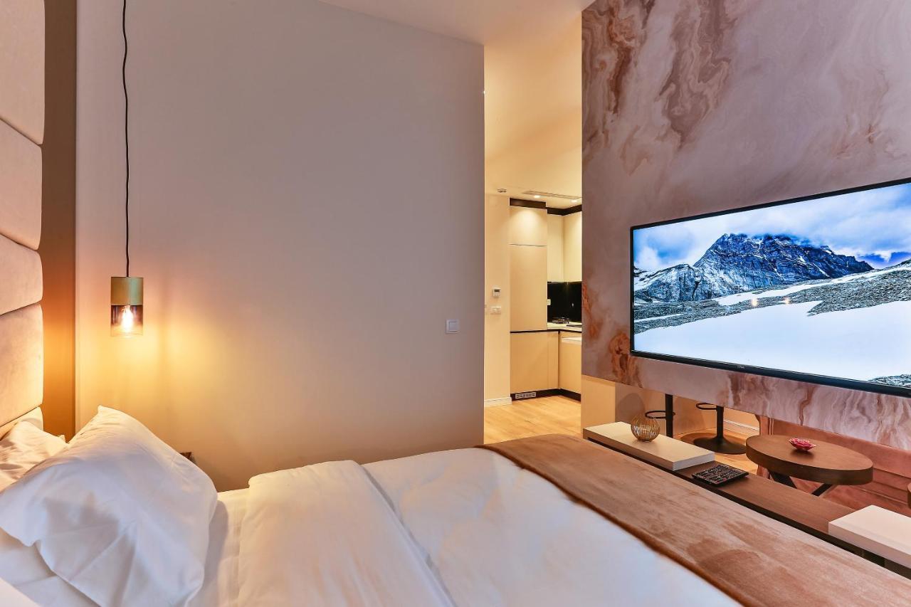 La Fiaba Rafailovici Apartment Exteriér fotografie